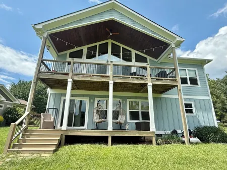 Lake Front Home with Stunning lake and mountain views