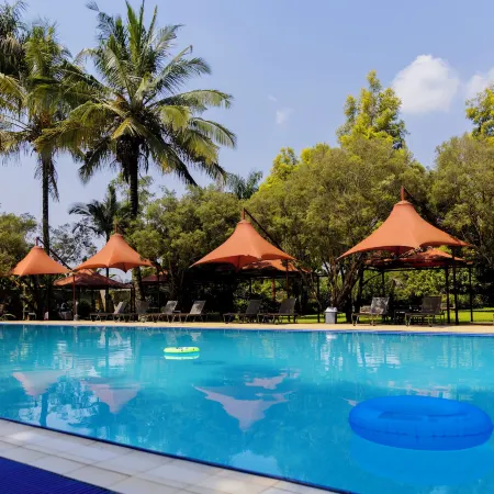 ROYAL SUITES HOTEL