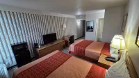 Smartwood Inn Hotels in Osseo