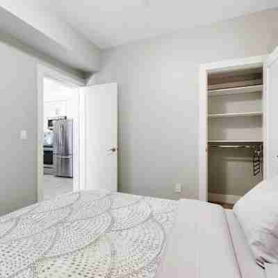 Cozy & Convenient · 2 Mins from SkyTrain · Central Location Rooms