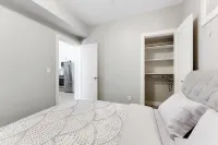 Cozy & Convenient · 2 Mins from SkyTrain · Central Location - Bungalows