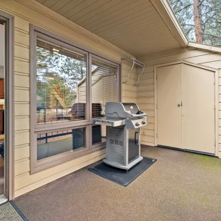 Scenic 1 Bedroom W/Loft at Mount Bachelor Resort!