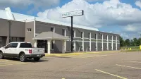 Smartwood Inn Hotels in Osseo