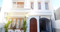 Urbanview Syariah Loji Arum Stasiun Klaten by RedDoorz Hotels in Somopuro