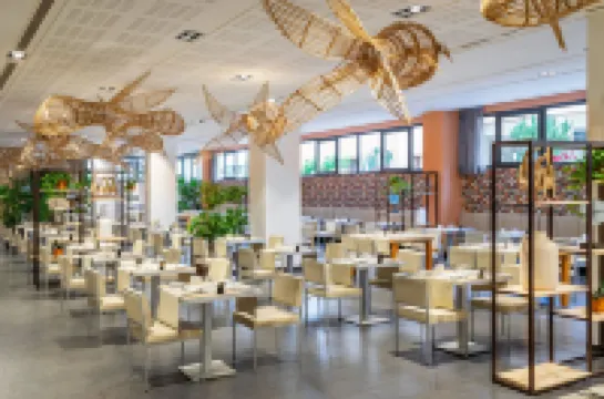 喜悅莫賈卡爾宮飯店 - 限成人入住