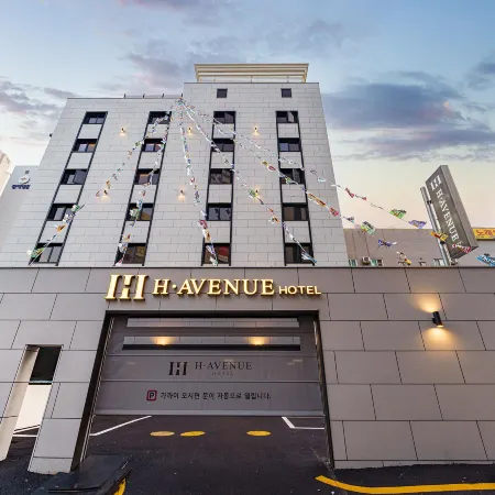 H Avenue Hotel Minam Отели рядом с достопримечательностью «Храм Беомеоса»