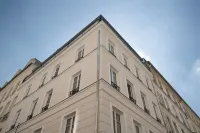 Hotel Saint-Louis en l'Isle - Notre-Dame Hotels in Paris