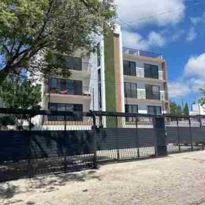 Exclusive and equipped 3 bedroom apartment.  10 minutes from downtown! Hotel Exterior