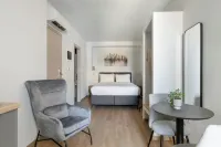 B48 Athens Dafni - Balkoner