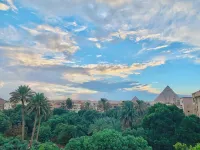 Akasia Pyramids View