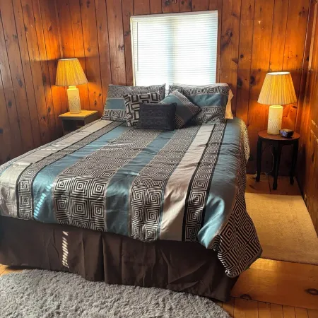 Charming 1-BR 2nd floor apartment in the heart of Cooperstown, NY- Full Kitchen