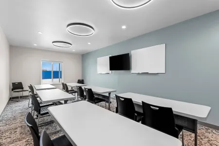 Everhome Suites Brownsville