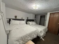 Spacious 3-bed apartment with WiFi, AC NEAR HOSPITAL, ANN ARBOR