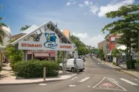 Flanboyan lodge - a colorful moment in the heart of Anse Mitan