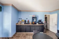 Super 8 by Wyndham Barstow - 조식 운영