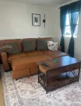 Coastal Calm • 2 Bed • Pet Friendly • 1 Block from the Bay