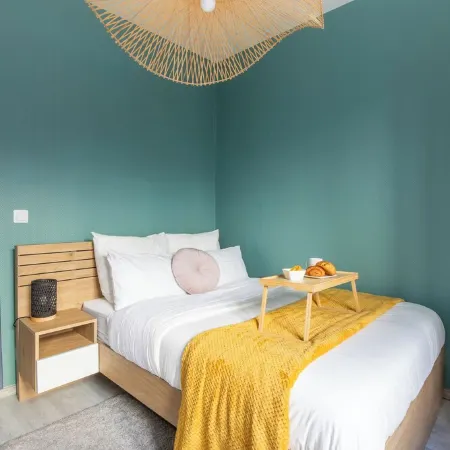 Cozy apartment-Centre ville Place d'Erlon- 5min Gare Centre - 2min TRAM