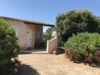 Mini villa in a dream location 1.5km from the beach with air conditioning