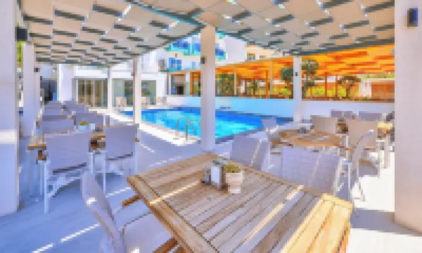 Linda Beach Class Hotel