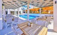 Linda Beach Class Hotel