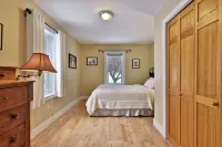 Spacious Cozy Retreat Near Ski Resorts - Charming Rustic Escape Hotel a Brandon