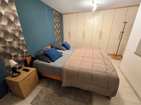 Central, cozy apartment, 50 mts away from the old town in Höxter. Отели в г. Хёкстер