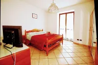 Spazioso appartamento con vista lago in zona tranquilla adatto per famiglie.