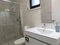 AndreiHouse- Casa da Oliveira Hotels in Amares