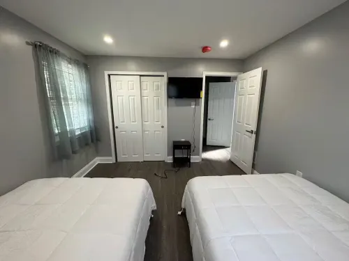 Kingdom luxury Hotels in Darby