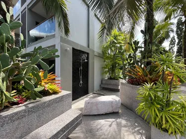 รูปภาพของInstagramable 1br pool access apartment near Bangtao Beach