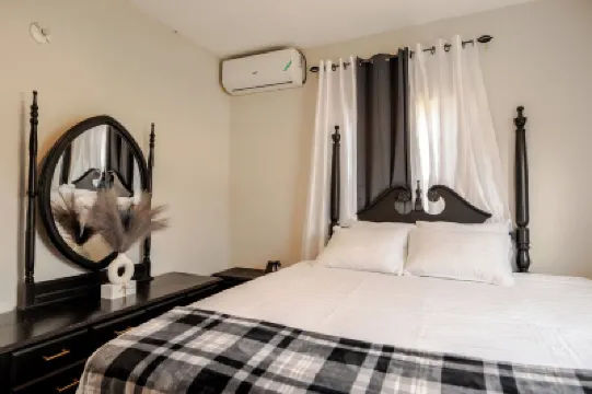 Upscale Cozy Condo on the North Coast of Jamaica Hotels in 