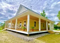 Boutique Country Vermont Farmhouse Fully Remodeled