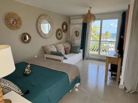 Sea View Studio with Water Tank