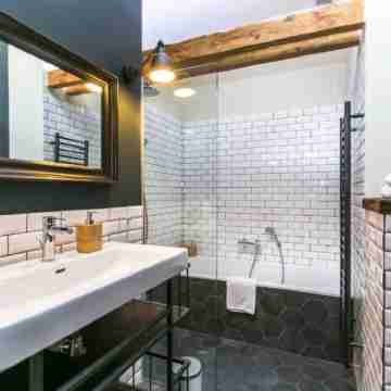 Trendy loft nearby Charles Bridge Rooms