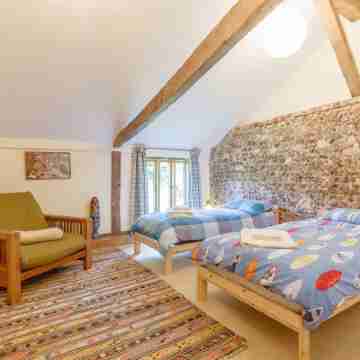 Rustic Charm & Modern Comfort in Essex Countryside Rooms