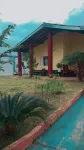 Beach house with pool, weekends and holidays