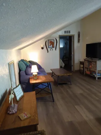 Cozy 1-bedroom apartment in lovely Yulee with WiFi, AC. Close to beaches