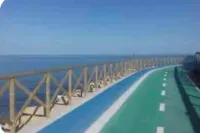 Terrace overlooking the sea and 5 minutes from the "Costa dei Trabocchi" bike path