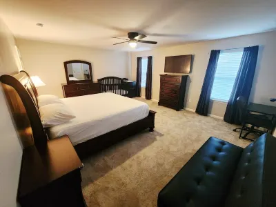 The Perfect Guesthouse for Family and Group Trips Hotels near Mercer University