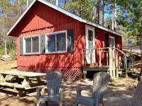 Amazing Sunset Views on Romantic Lakefront Cabin Hotels in Newbold