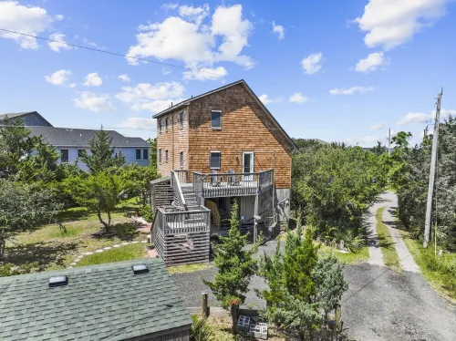 3 Mins to Beach, Cozy Frisco 3Bd w/ Hot Tub