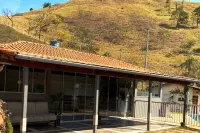 Chalet with mountain views at Jybá Brewery Hotel a Itajubá