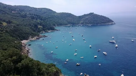 Porto Santo Stefano: Apartment with private access to the sea on the cliff