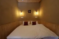 Tirthan Village Resort Hotels in Chippni