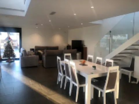 VILLA DE PRESTIGE 150 m from the sea