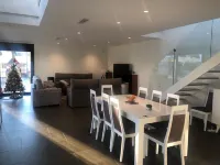 VILLA DE PRESTIGE 150 m from the sea