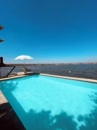 Casa Alfenapa lakeside and pet friendly