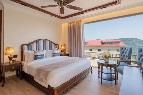 ELIVAAS Prive The Royce