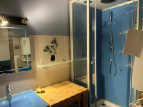 Appt ski Gourette résidence Christania 2000 2eme étage appt12 avec local a ski