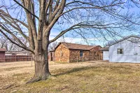 Dog-Friendly Bartlesville Retreat w/ Yard!
